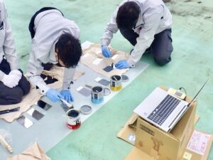 塗装実技の様子